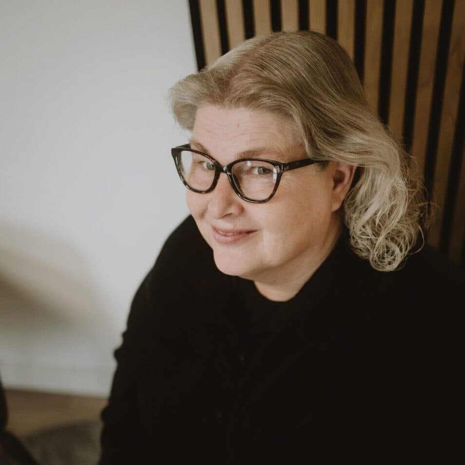 Lola Ström